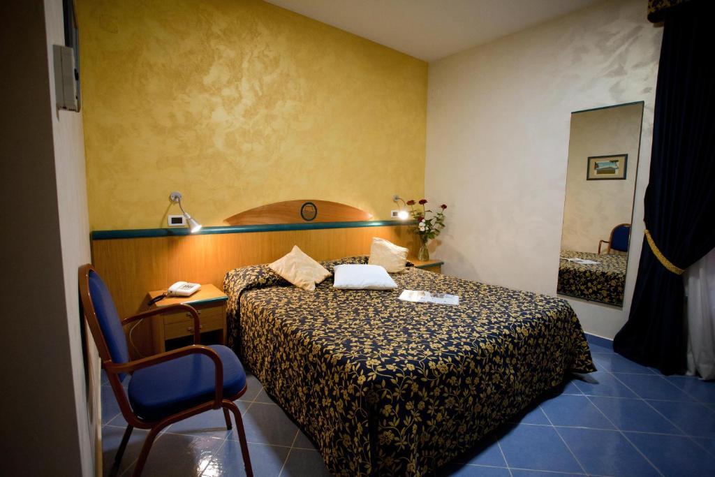 Hotel Talao Scalea Exterior photo